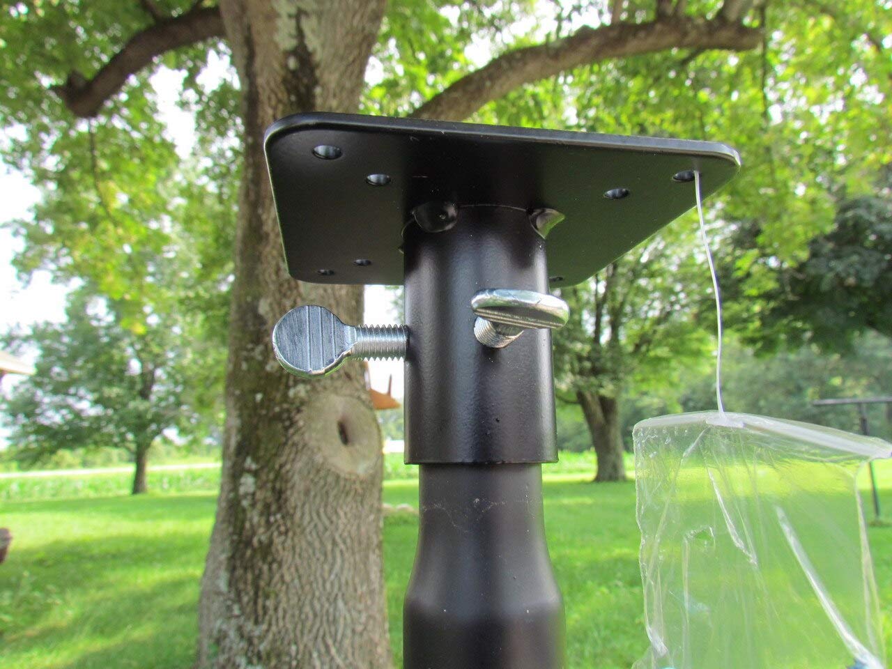 Squirrel Stopper Metal Mounting Flange for 1-inch Poles with Screws