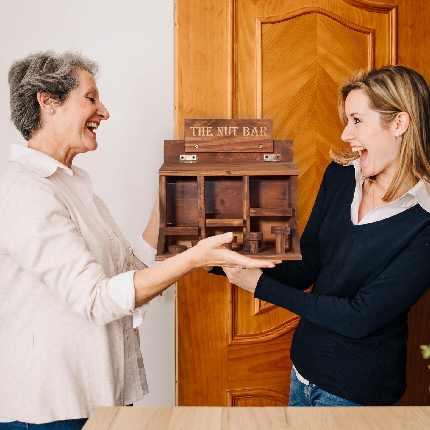 MIXUMON Squirrel Feeder Table The Nut Bar, Wooden Squirrel Picnic Table Feeder, Durable Squirrel Feeder Corn Cob with 3 Compartments, Stable Squirrels Stool Bar, 12.2 x 6.6 x 12.2 Inches