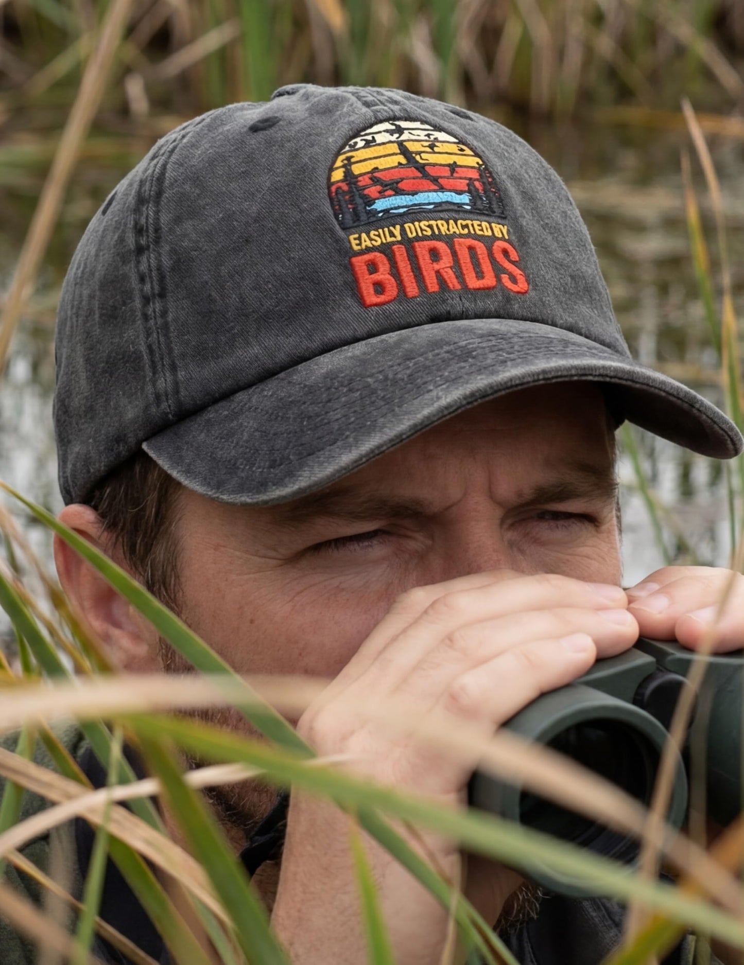 InnoBeta Bird Watching Gifts, Bird Watcher Gifts, Birds Watchers Hat, Vintage Adjustable Embroidered Washed Cotton Hat, Easily Distracted by Birds